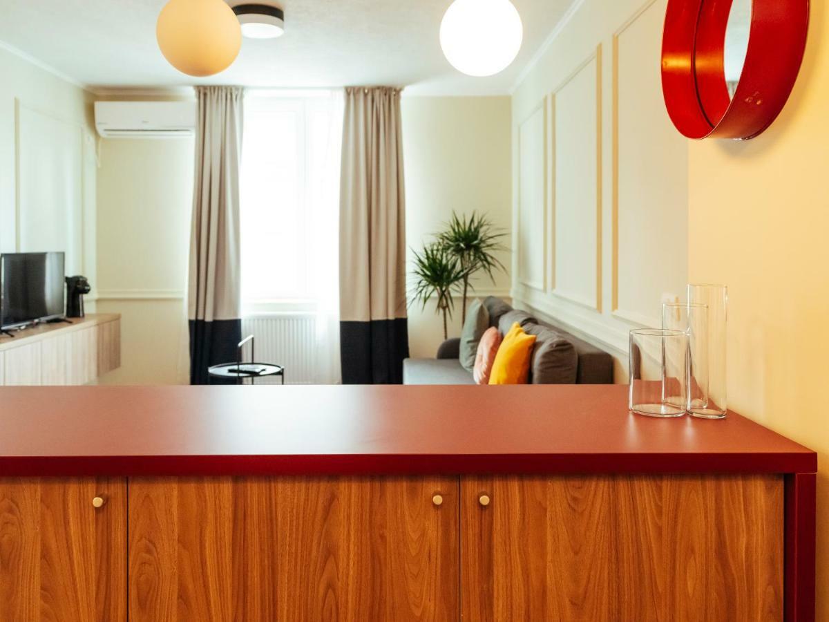 Classy Apartment - Old Town 부쿠레슈티 외부 사진