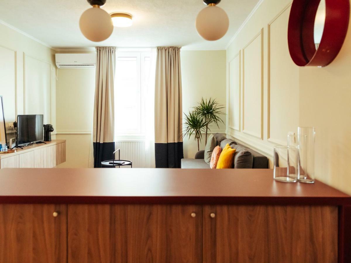 Classy Apartment - Old Town 부쿠레슈티 외부 사진